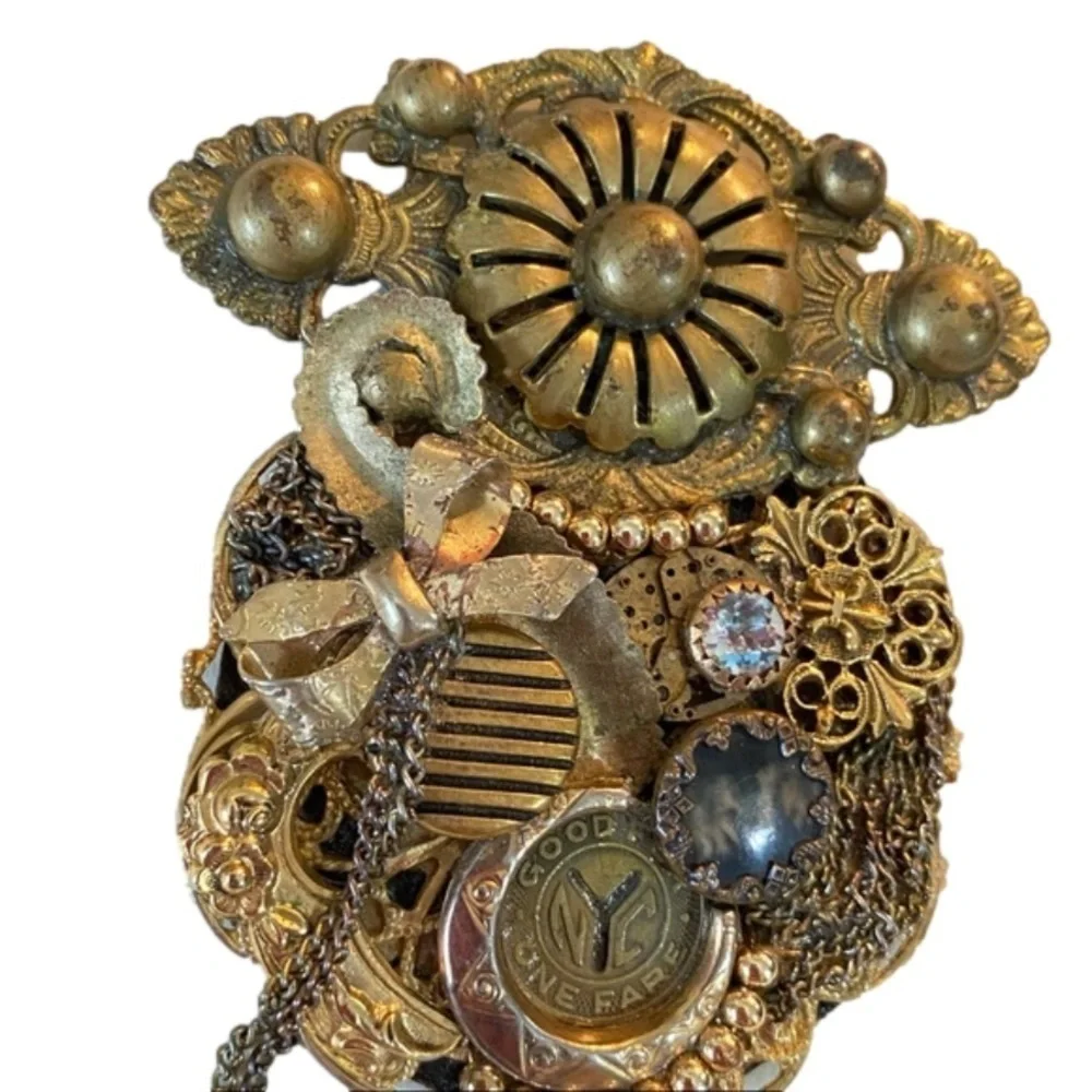 NYC SUBWAY TOKEN LARGE VTG Steampunk handcrafted remembrance BROOCH